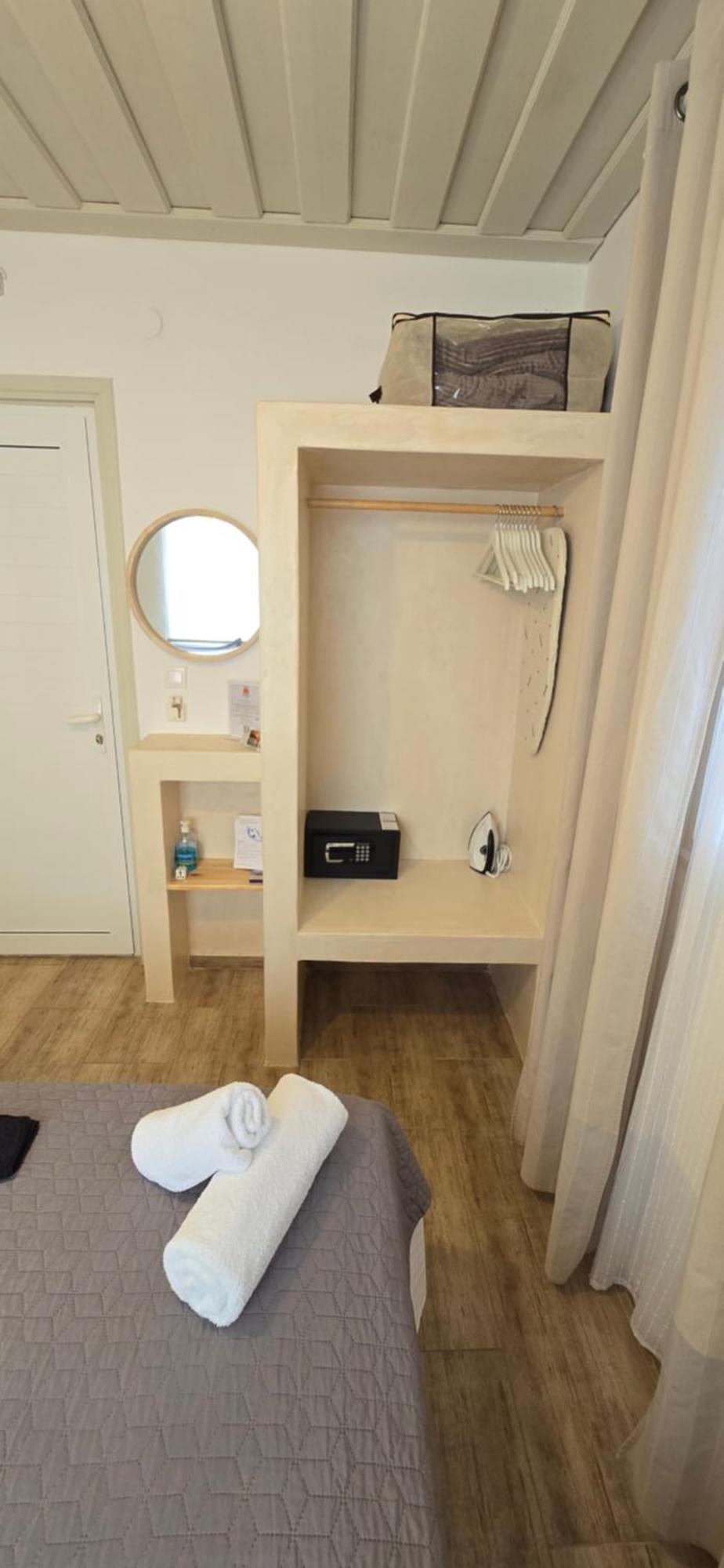 Sunrise Apartments Livadia  Екстер'єр фото